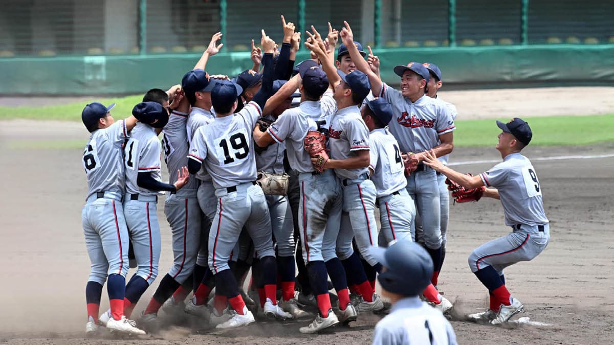 일본 야구 꿈의 무대에 울려퍼진 한국어 교가 🇰🇷⚾