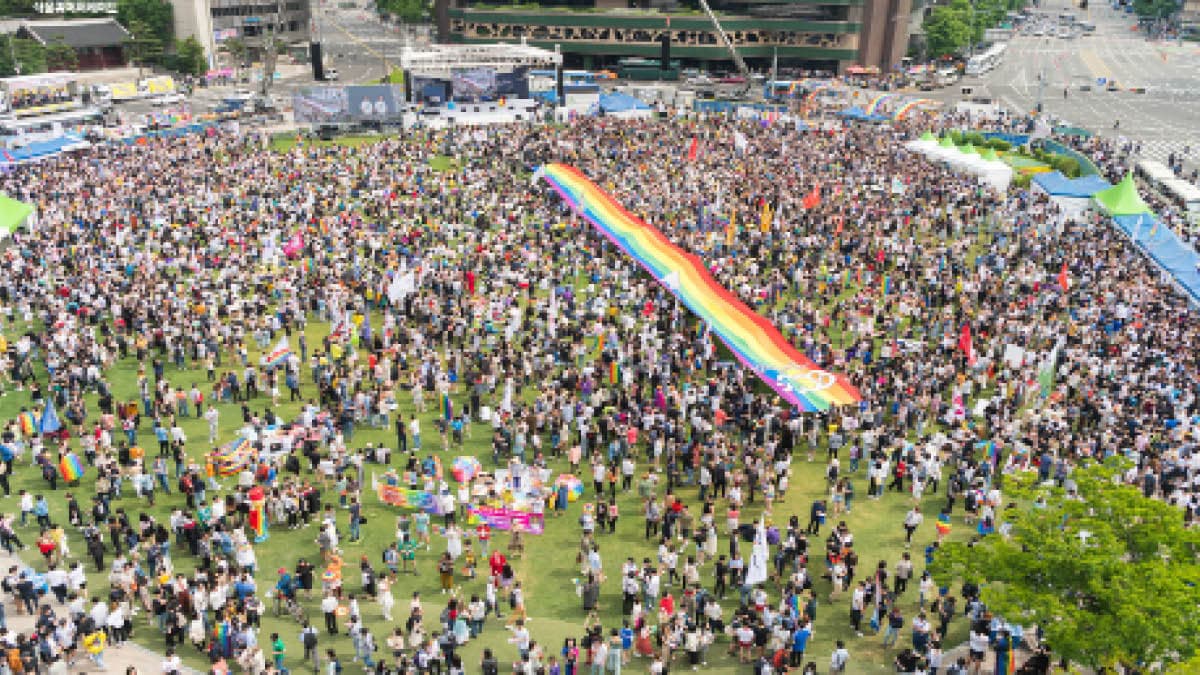 광장은 누구의 것일까 🌈